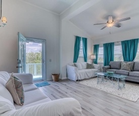 Lazy Daze is the Perfect Beach Home for your Family Vacation