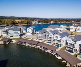 Lakeside Property with Temperature Control Pool on Lake LBJ