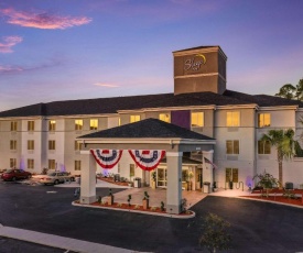 Sleep Inn & Suites by Choice Hotels I-95 Newest in Kingsland 40 Item Hot Breakfast Sparkling Saltwater Mineral Pool open until 12 Midnight