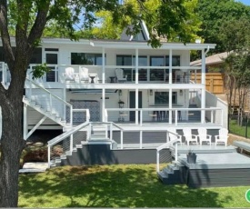 Waterfront luxury 5/3 Reduced rate June 6th-12th Personal chef