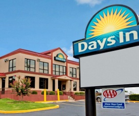 Days Inn by Wyndham Lawrenceville