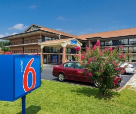 Motel 6-Macon, GA