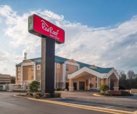 Red Roof Inn & Suites Newnan