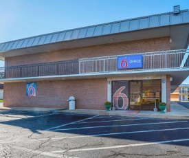 Motel 6-Perry, GA