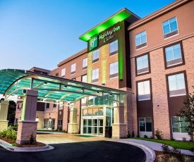 Holiday Inn & Suites - Savannah Airport - Pooler, an IHG Hotel