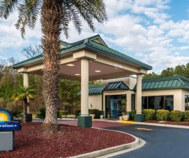 Days Inn by Wyndham Richmond Hill/Savannah