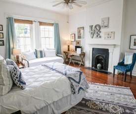 Apartment D · Beautiful, Historic Downtown Studio Apt D