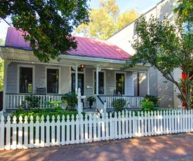 Waldburg Cottage