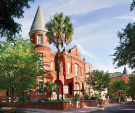 Mansion on Forsyth Park, Kessler Collection