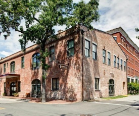 Staybridge Suites Savannah Historic District, an IHG Hotel