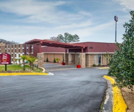 Red Roof Inn PLUS+ & Suites Atlanta-Cumberland/Vinings