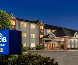 Microtel Inn & Suites by Wyndham