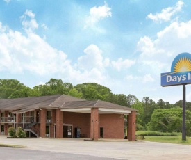 Days Inn by Wyndham Childersburg