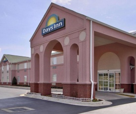 Days Inn & Suites by Wyndham Huntsville