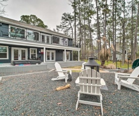 Lakehouse with Fire Pit, Jet Ski Lift and Hot Tub