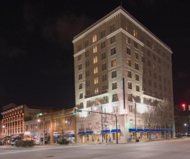 Hampton Inn & Suites Montgomery-Downtown