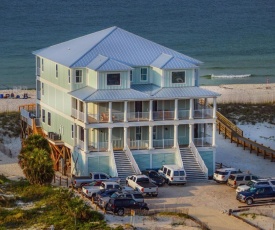 "Castle in the Sand East" Orange Beach AL-9 bedroom-Sleeps up to 26-Private Pool