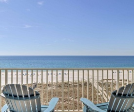 Serene Beachfront Condo with Balcony and Ocean Views!