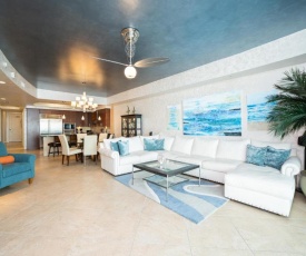 Turquoise Place Unit 707D