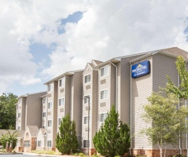 Microtel Inn & Suites by Wyndham Saraland