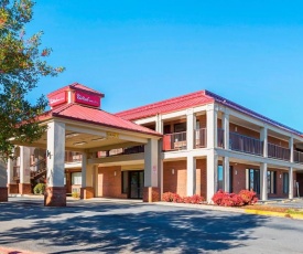 Red Roof Inn & Suites Scottsboro