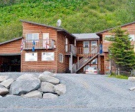 Beach Front Alaskan Lodge with 10 Rooms!