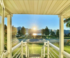 Seward Bayfront Cottage