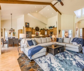 Lavish Retreat - Dual Living Areas & Golf Views home