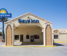 Days Inn by Wyndham Kingman West