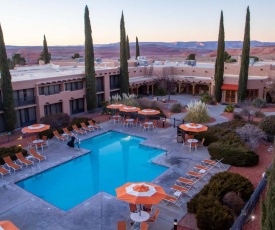 Courtyard Page at Lake Powell