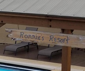 Ronnie's Resort