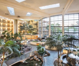 Embassy Suites Phoenix - Biltmore