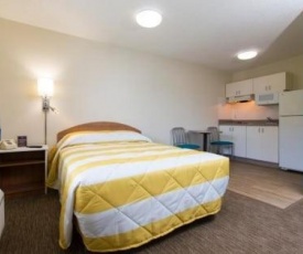 InTown Suites Extended Stay Phoenix AZ - East