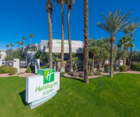 Holiday Inn and Suites Phoenix Airport North, an IHG Hotel