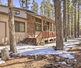 Spacious Pinetop Cabin with Deck, 1 Mi to Golf!