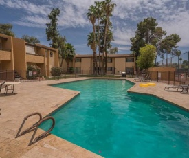 Beautiful 3BR in Scottsdale by WanderJaunt