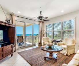 206W ~ Appealing 3BR/3BR corner condo with Gulf view