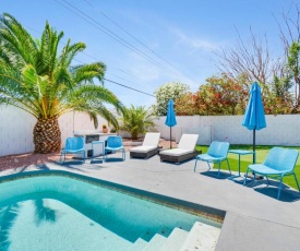 Greenway Villa, Newly remodeled, Pool, Putting green and Patio