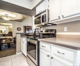 Scottsdale Village Getaway - Luxury Condo