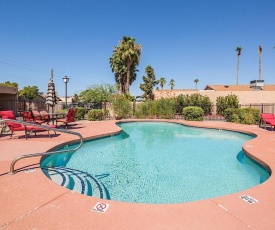 South Scottsdale Townhome - 2 Bedroom