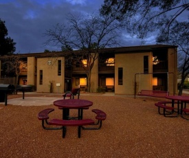 Red Rock Retreat 1BR by Casago