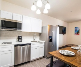 Vistas 116 - Modern luxury amenities sleeps 6