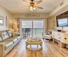 Beachfront Gulf Shores Condo with Patio and Pool Access