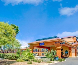 Travelodge by Wyndham Tucson AZ