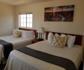 Private Suite Getaway near Grand Canyon Sleeps 6