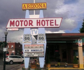 9 Arizona Motor Hotel