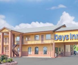 Days Inn by Wyndham Fayetteville