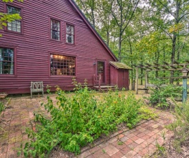 Quaint Home with Grill-10Mi to Hot Springs Natl Park