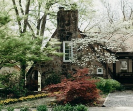 The Woodlawn Tudor, A Cottage Retreat