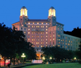 Arlington Resort Hotel & Spa